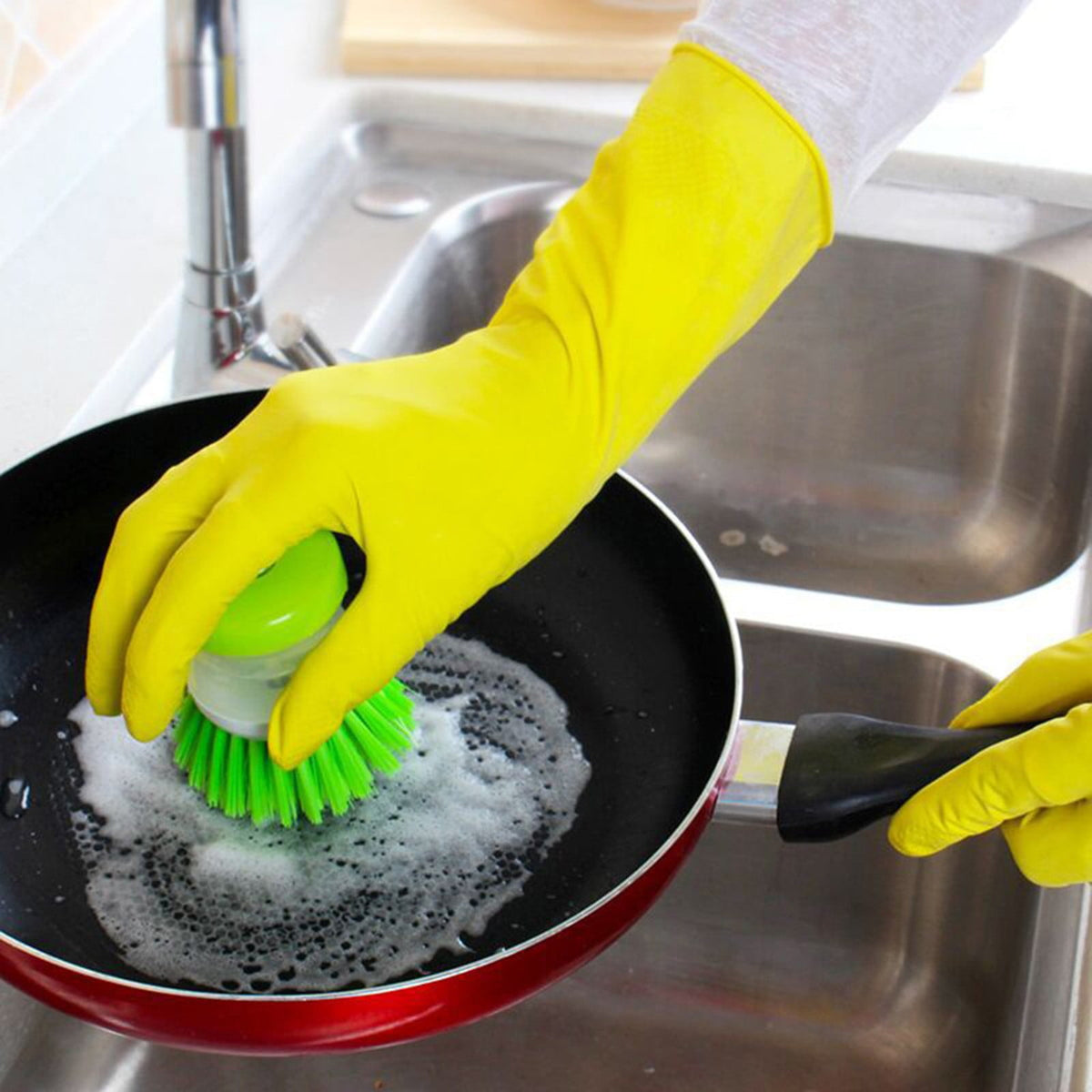 Long-Cuff Rubber Kitchen Gloves with a Textured Non-Slip Palm - Image 4